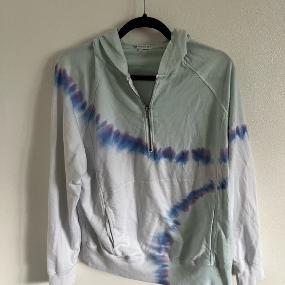 Peloton Women Quarter Zip Jacket Sweater Medium Hooded Tie Dye White Green Gym - Picture 2 of 6